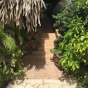  Séjour chez l'habitant Manaeva